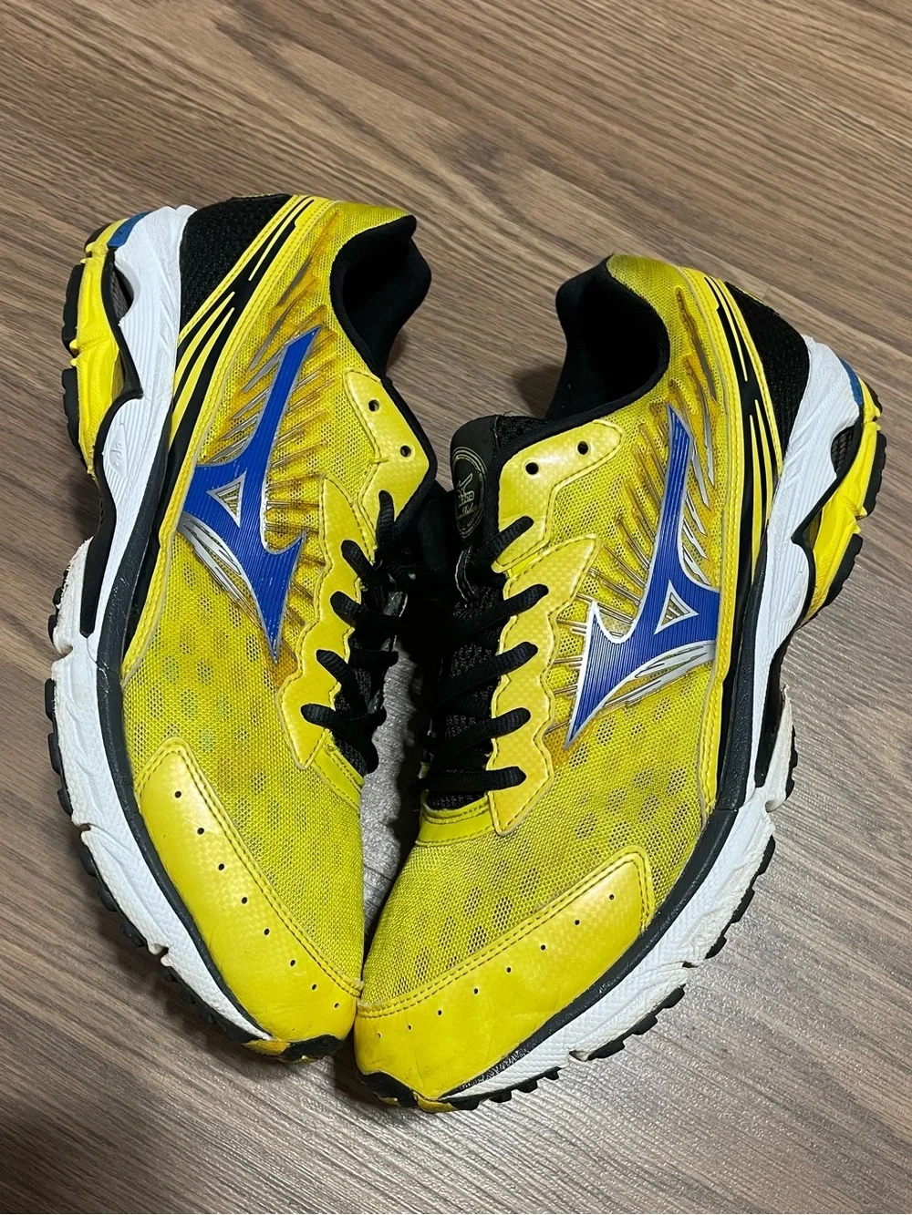 Mizuno rare 2013